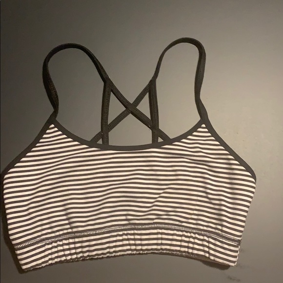 Workout bra XS also works as swimsuit. - Picture 1 of 2